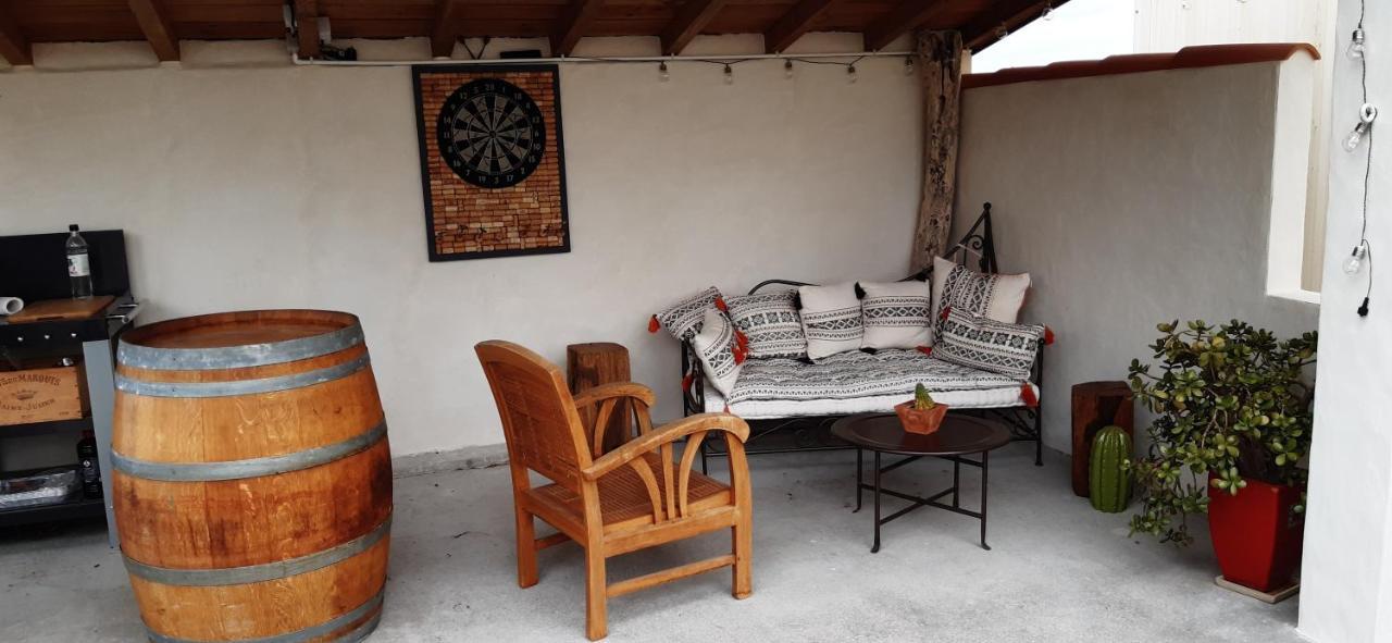 Bed and Breakfast La Clé du Puy Cabariot Esterno foto